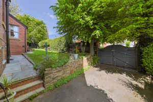 Snape Hill Lane
